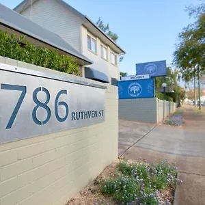 ruthven-street-motor-inn.queenslandhotels.net/